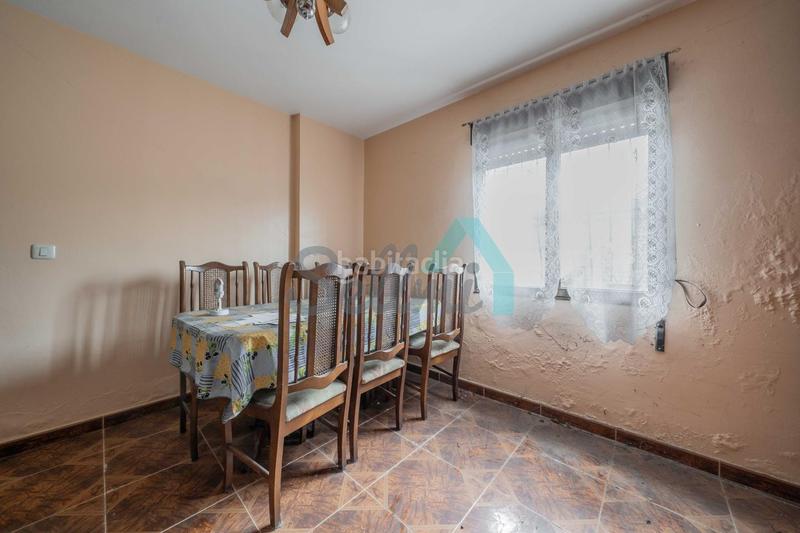 Foto 9b658aef-f2f9-423a-9129-5f306390d972. Casa adossada a Lada Langreo