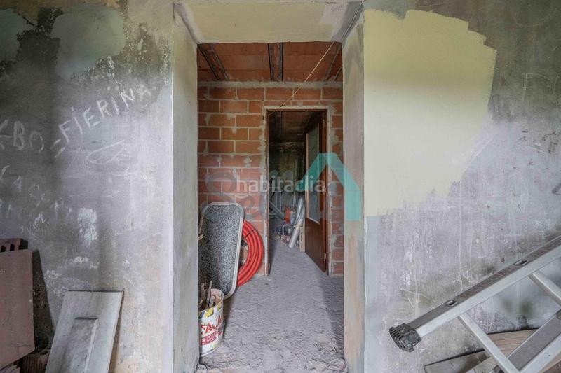 Foto bf013b37-d23d-404c-8501-672066c6b563. Casa adossada a Lada Langreo