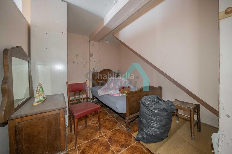 Foto c6dc5992-a721-40a8-ad40-cef7c5f0a2ad. Casa adossada a Lada Langreo