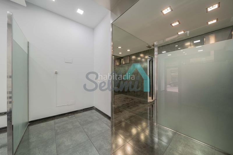 Foto 51f632ae-8d14-40fc-a484-432adea833df. Rent business premise in Auditorio - Seminario - Parque de Invierno Oviedo