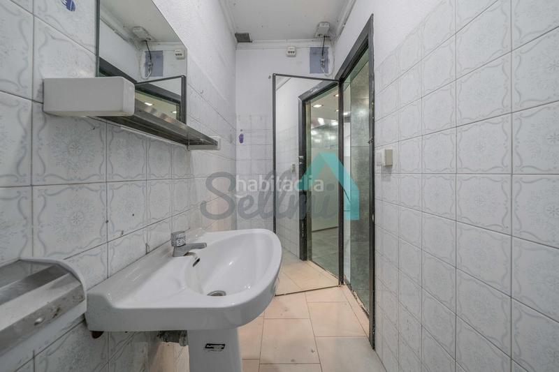 Foto 90eddc8a-d1f3-48bd-9a20-5dbba2a62622. Miete geschäftsraum in Auditorio - Seminario - Parque de Invierno Oviedo