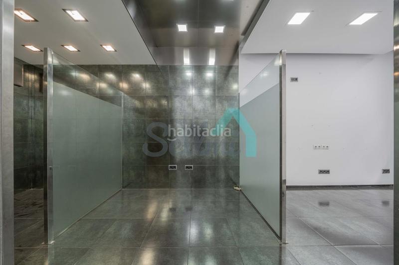 Foto 8757e821-46be-4adc-8a72-c1f7e62aa88d. Alquiler local comercial en Auditorio - Seminario - Parque de Invierno Oviedo