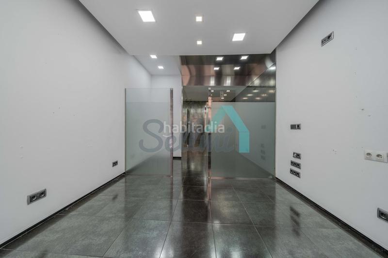 Foto d3d3937c-f994-440e-a7bc-7e1077afc3e4. Lloguer local comercial a Auditorio - Seminario - Parque de Invierno Oviedo