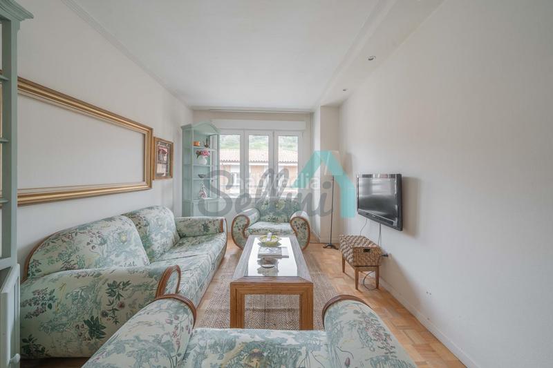 Foto 0b400684-ad4b-457c-b4ed-4ccda0ae1927. Miete etagenwohnung in Luanco-Aramar-Antromero Gozón