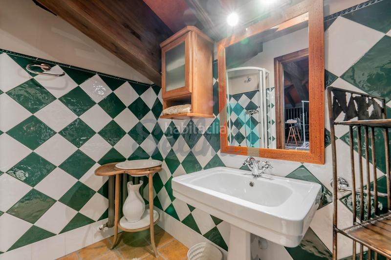 Foto 68f2a9c9-71df-4585-8aa8-3a9d6cefa5dd. Maison avec chauffage parking dans Buenavista Oviedo