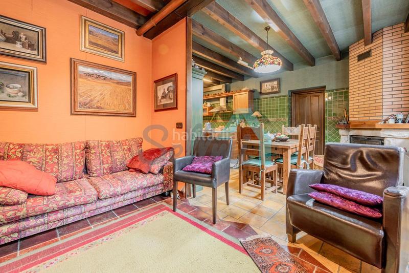 Foto a6d1c145-9154-4c52-8b7e-6920c677bd6f. Maison avec chauffage parking dans Buenavista Oviedo