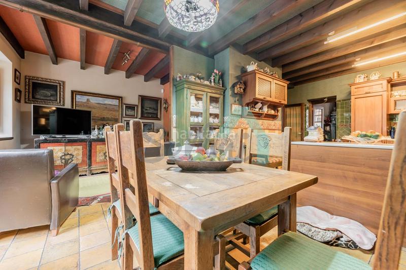 Foto ed0b8195-2959-473e-80de-5f48f415f040. Maison avec chauffage parking dans Buenavista Oviedo