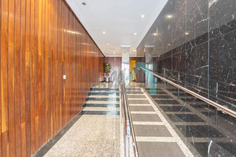 Foto 2a9dd5fd-df76-4e1f-be6a-56f8eb0da02f. Miete büro mit heizung in Parque San Francisco - Uría Oviedo