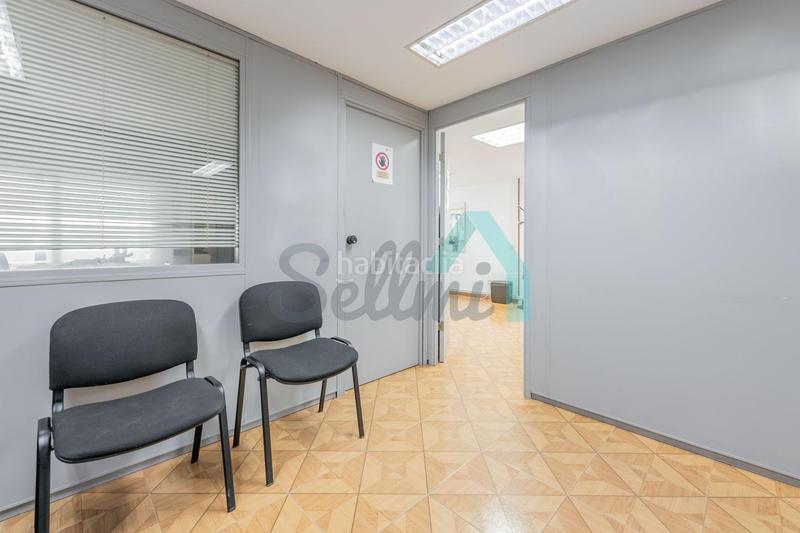 Foto 42c558fe-48dc-4c96-a072-0ddb649b6620. Miete büro mit heizung in Parque San Francisco - Uría Oviedo
