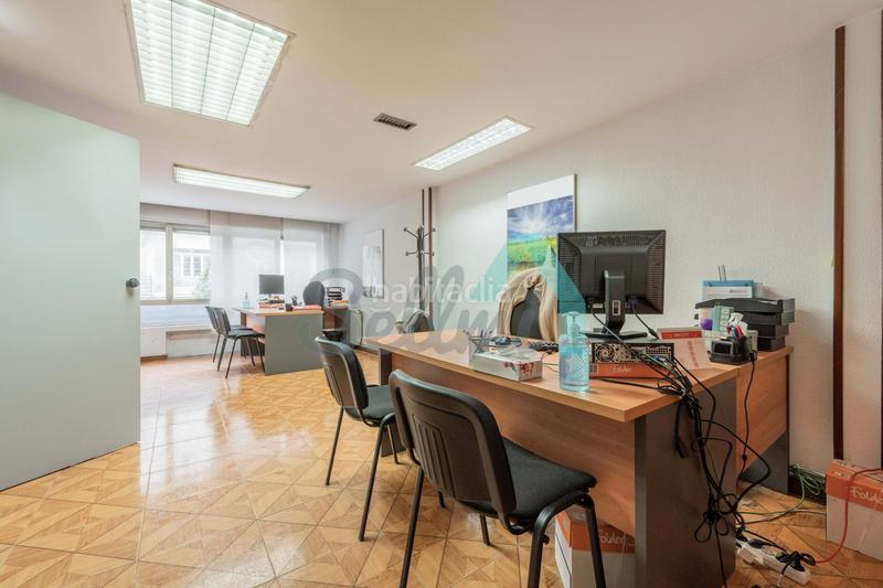 Foto 59829f60-5028-42c7-89e7-3203fb1d810e. Miete büro mit heizung in Parque San Francisco - Uría Oviedo