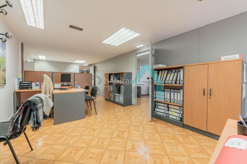 Foto 6383f666-ea25-4cde-b5d0-9ce1539815c4. Miete büro mit heizung in Parque San Francisco - Uría Oviedo