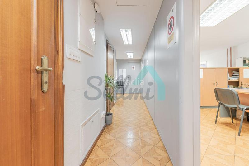Foto 7fd9fac8-1294-48e7-a1ac-5c7790f85821. Miete büro mit heizung in Parque San Francisco - Uría Oviedo