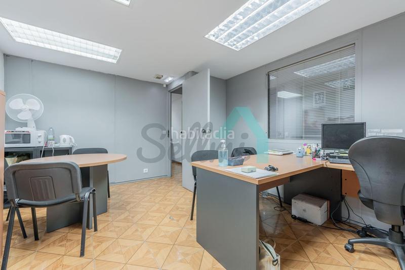Foto 2c11627b-fa72-44ec-843f-67e838a8a44f. Rent office space with heating in Parque San Francisco - Uría Oviedo