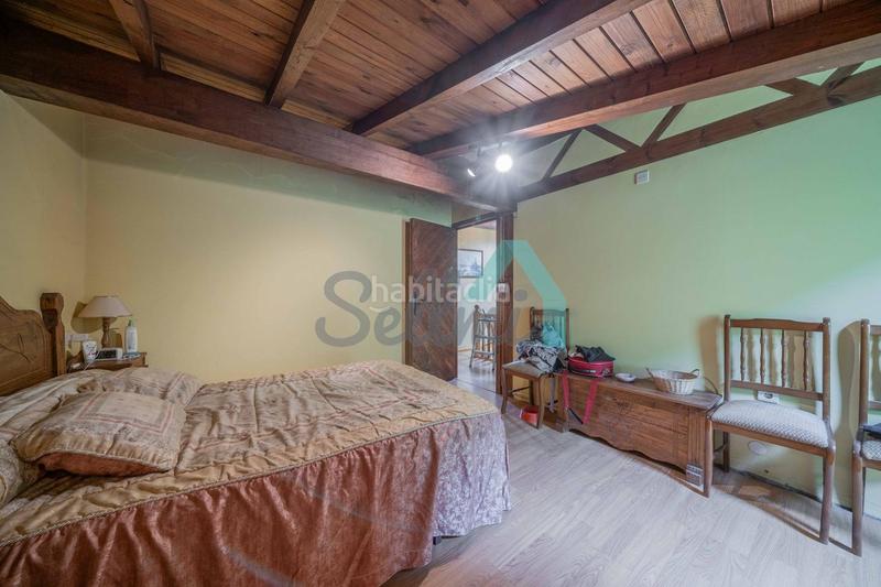 Foto 045249dc-0236-4e2a-9f6e-95fb91bcabda. Casa aparellada amb calefacció aparcament a Vibaña-Ardisana-Caldueño Llanes