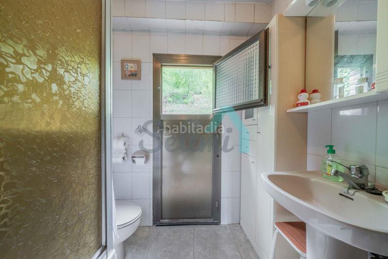 Foto 35bd096b-73c8-467b-8cc1-3a487b017c0b. Casa aparellada amb calefacció aparcament a Vibaña-Ardisana-Caldueño Llanes