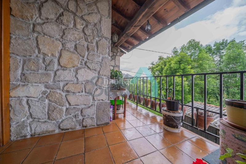 Foto a01900bc-1776-4541-8f5b-6643eaf6f8dd. Casa aparellada amb calefacció aparcament a Vibaña-Ardisana-Caldueño Llanes