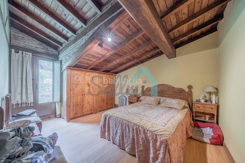 Foto c5d99f87-eed2-48d7-9bbc-191a765794c2. Casa aparellada amb calefacció aparcament a Vibaña-Ardisana-Caldueño Llanes