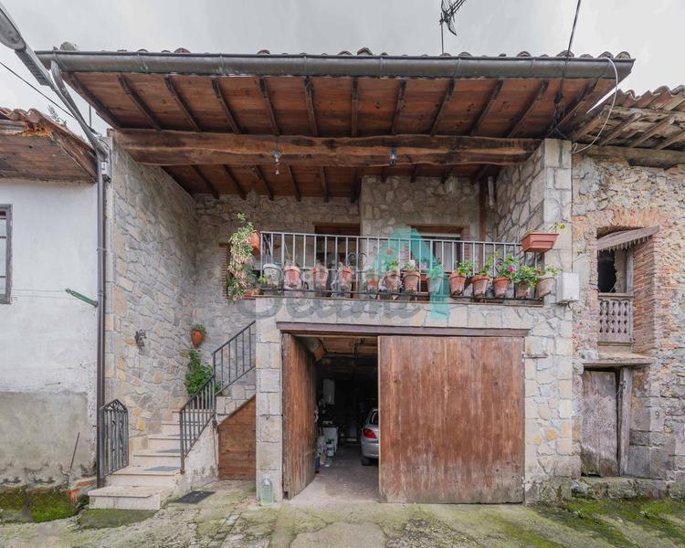 Foto 28e4e755-811d-4d07-aec1-9e2600a2a678. Casa bifamiliare con riscaldamento parcheggio in Vibaña-Ardisana-Caldueño Llanes