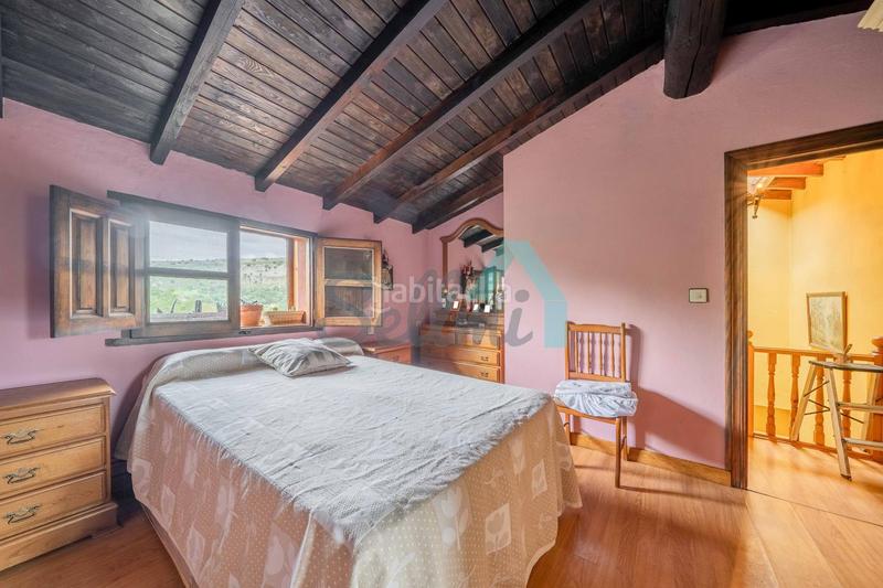 Foto 61caf94d-86db-445a-a831-8a7d92481dbe. Casa bifamiliare con riscaldamento parcheggio in Vibaña-Ardisana-Caldueño Llanes