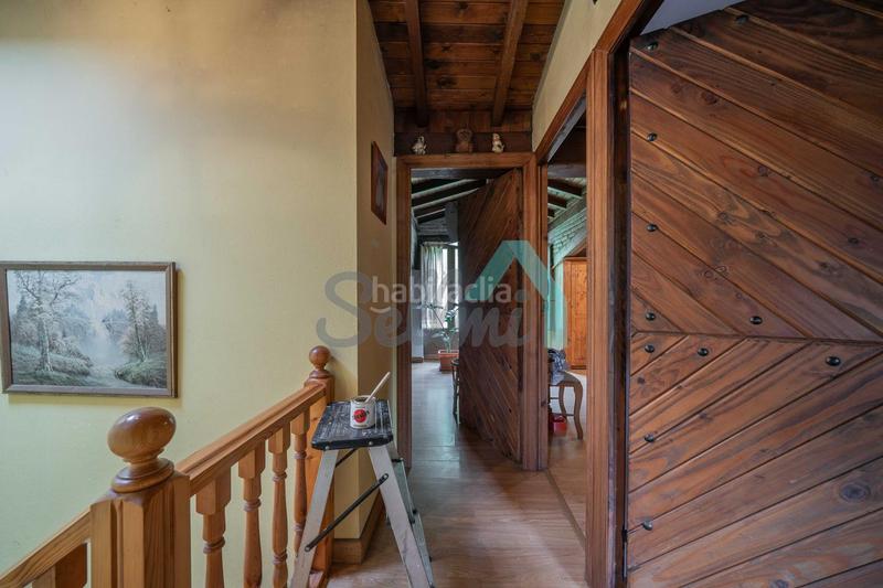 Foto c7680840-f4e3-401a-826f-6bdcb03d1a23. Casa bifamiliare con riscaldamento parcheggio in Vibaña-Ardisana-Caldueño Llanes
