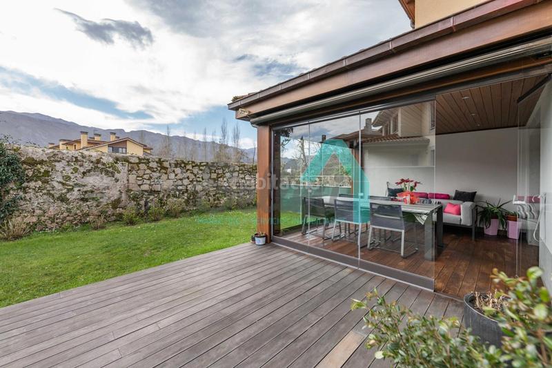 Foto 7c36b356-de5b-4a8f-bb9d-da605d7039e3. Casa aparellada amb calefacció aparcament a Llanes pueblo Llanes