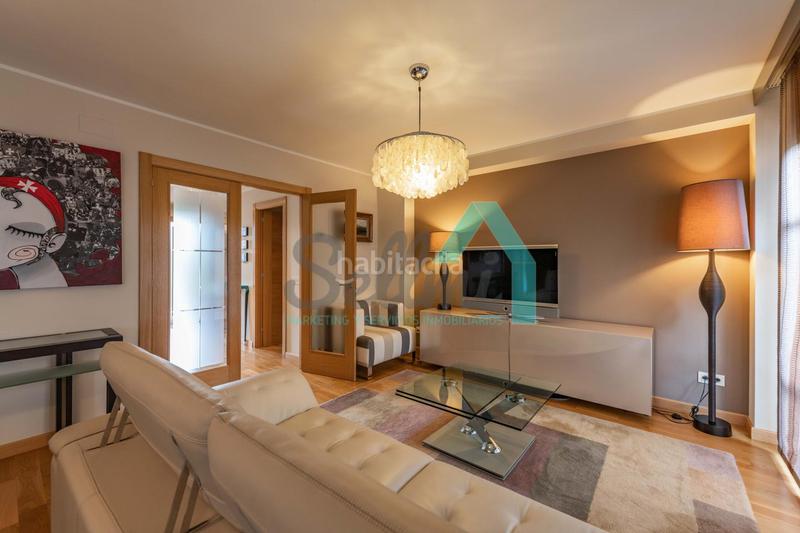 Foto 3a421d08-fcdd-4faf-b59a-13157c386c16. Doppelhaus mit heizung parking in Llanes pueblo Llanes