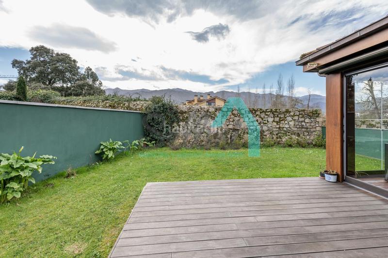 Foto ca576724-1119-4d95-a3cc-5348fda76d0b. Doppelhaus mit heizung parking in Llanes pueblo Llanes