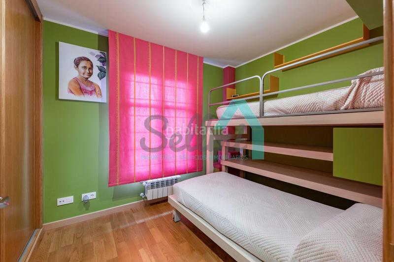 Foto 9022ba7a-ba7b-4b73-8457-e4736bc27080. Maison jumelée avec chauffage parking dans Llanes pueblo Llanes