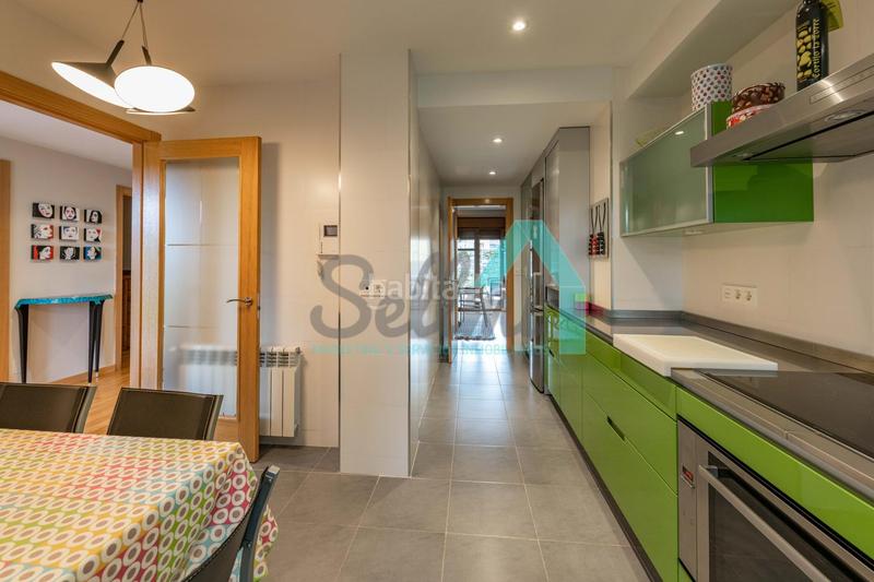 Foto ed99747b-136f-4358-a6ac-d8339e437f8f. Maison jumelée avec chauffage parking dans Llanes pueblo Llanes