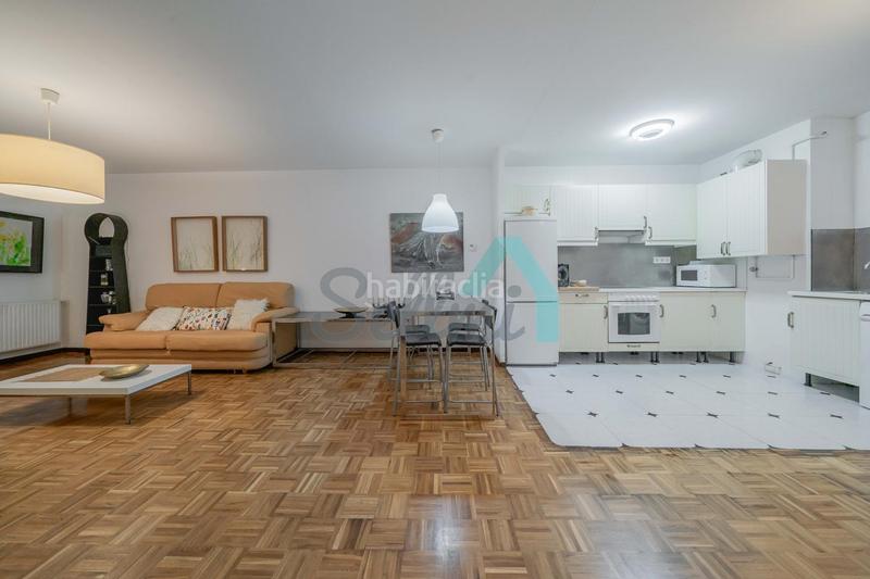 Foto 1c0a5f43-725c-4d82-ba10-0c81ba7ec050. Location appartement dans Casco Histórico Oviedo