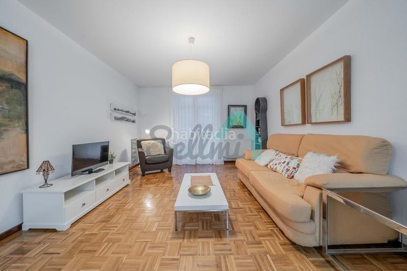 Foto 4547ae17-6a2e-4c90-930d-ca80edbccc59. Location appartement dans Casco Histórico Oviedo