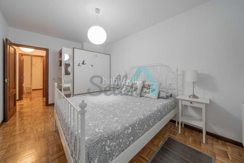 Foto d3a4f46c-8435-4b58-a8ec-cfd47c52a756. Location appartement dans Casco Histórico Oviedo