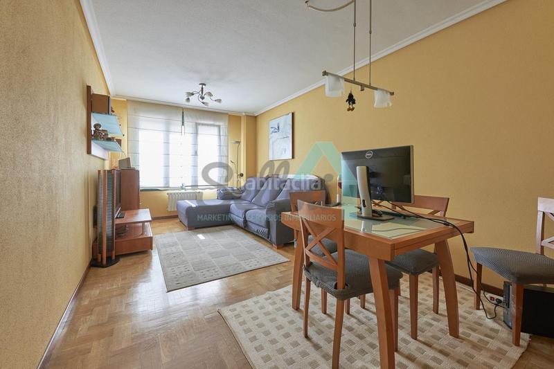 Foto 2fd7fe5e-172f-4a7b-8174-d6ffeaa0425b. Rent flat with heating pool in Viesques Gijón
