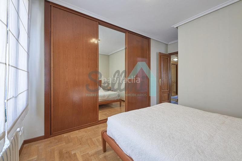 Foto 41fb55d8-0860-43cf-ab87-a549ea27c43e. Rent flat with heating pool in Viesques Gijón