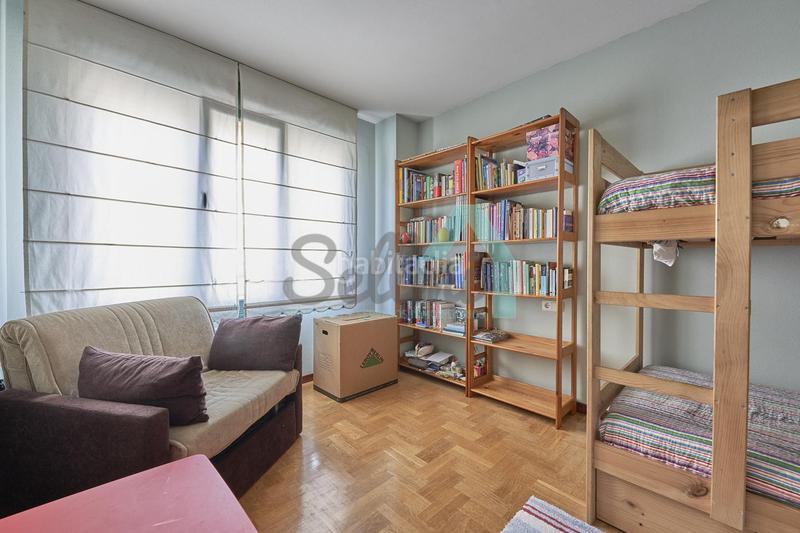 Foto e9c6bcc9-438e-482e-b6ec-c736a0504baa. Rent flat with heating pool in Viesques Gijón