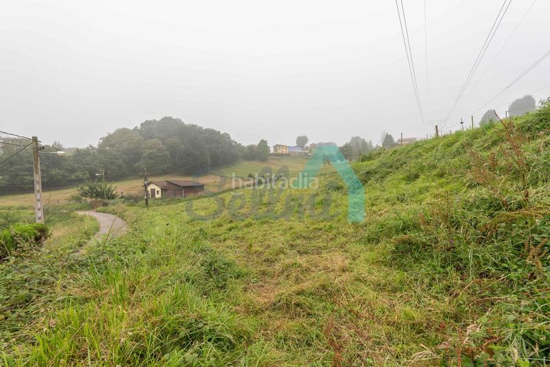 Foto b594b188-231e-4421-b16d-b905215ad139. Terreno residenziale in Parroquias Sur - La Manjoya Oviedo