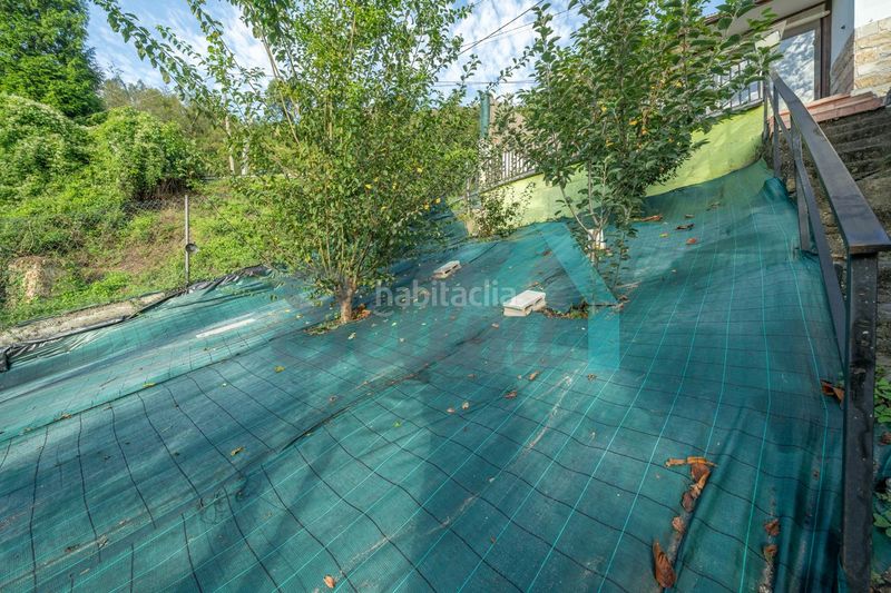 Foto 907b5ee8-fd89-48d5-af26-0ae2b899b0cd. House with heating in Lena