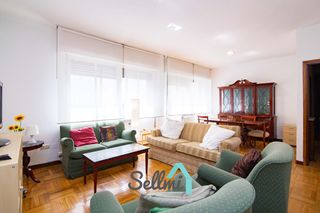 Location Appartement  González besada