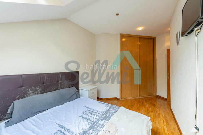 Foto 42eb9002-038b-4b19-bb36-2261e5bca3ea. Dúplex amb calefacció aparcament a Morcín