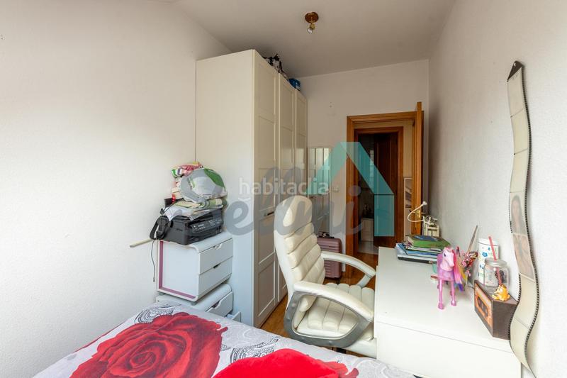 Foto 7afd0456-4c7a-4c89-9a6e-90b6ee9e003c. Dúplex amb calefacció aparcament a Morcín