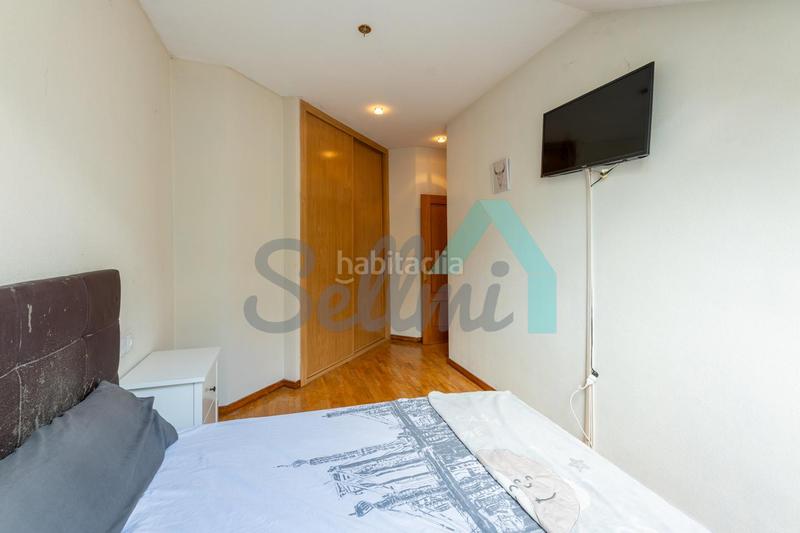 Foto 8ed346e2-3a94-4345-8855-159218565550. Dúplex amb calefacció aparcament a Morcín