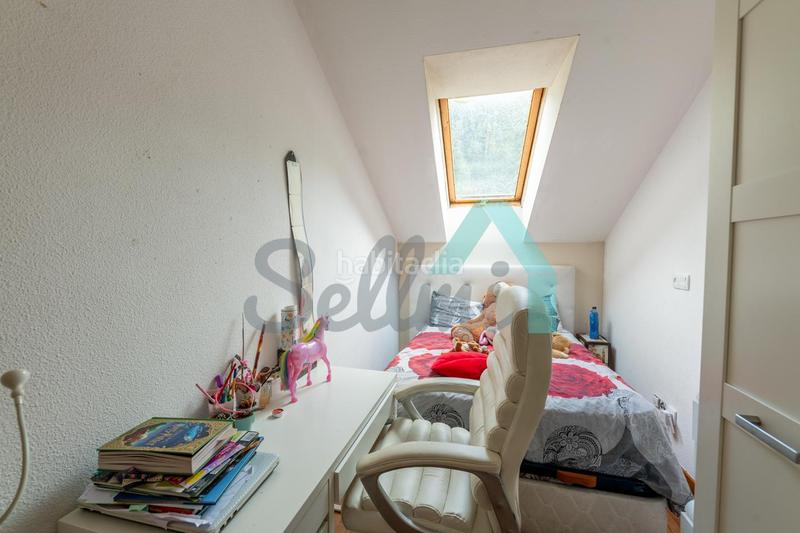 Foto b1de0650-fcdb-4475-bacd-f8e62efff909. Dúplex amb calefacció aparcament a Morcín