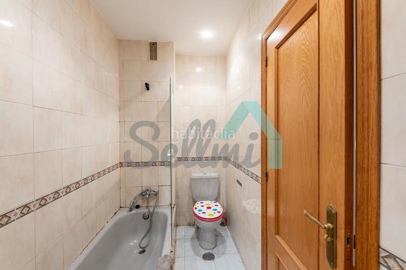 Foto 0cbc6bca-b9f4-4cd9-a9c4-2b2e7cf75041. Zweistöckige wohnung mit heizung parking in Morcín