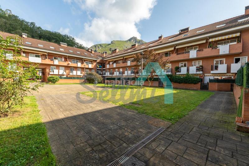 Foto a2f4b4a2-8867-4d18-8923-a61ca6af3b54. Zweistöckige wohnung mit heizung parking in Morcín