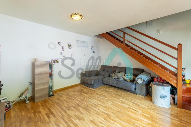 Foto e0f608aa-94c6-45e0-8ada-95fae8be197a. Zweistöckige wohnung mit heizung parking in Morcín