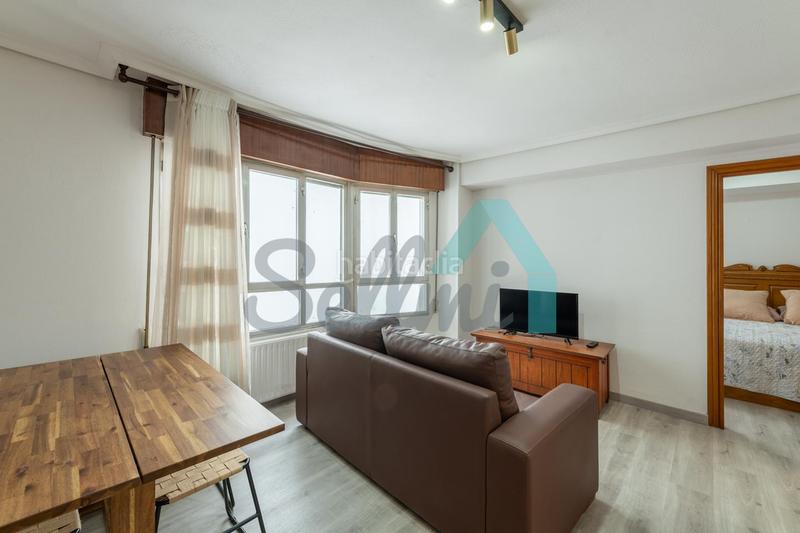Foto 1987c794-4bb3-48ae-98b8-15fedf805f30. Location appartement avec chauffage dans Parque San Francisco - Uría Oviedo
