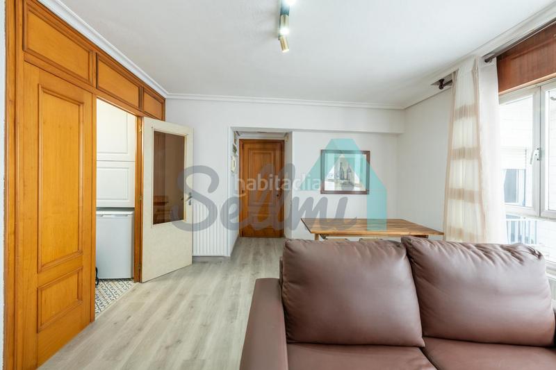 Foto 529bd9d4-e1da-4f64-a902-a916d1296ee3. Location appartement avec chauffage dans Parque San Francisco - Uría Oviedo