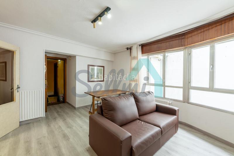 Foto 5b147c46-062b-4baf-9d28-56ab88ffcd1f. Location appartement avec chauffage dans Parque San Francisco - Uría Oviedo
