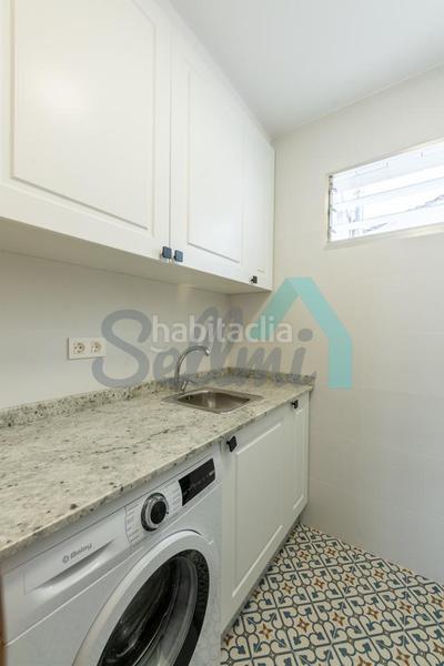 Foto 36c9be42-c93c-4720-a89b-8d589824646b. Rent flat with heating in Parque San Francisco - Uría Oviedo