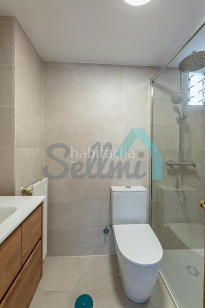 Foto d16c57af-f09c-4cf4-8256-388ebe4b08b8. Rent flat with heating in Parque San Francisco - Uría Oviedo